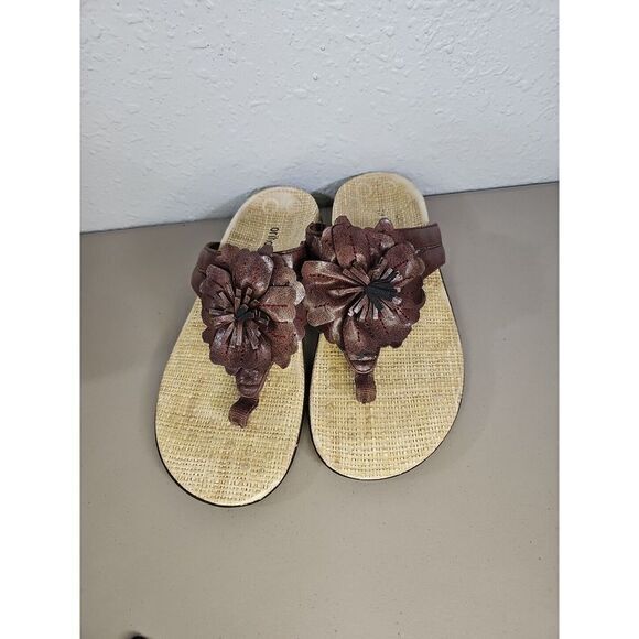 Orthaheel Talia Women's Brown Flower Floral Flip Flop Thong Sandals SZ 7M "AS IS - Picture 1 of 6